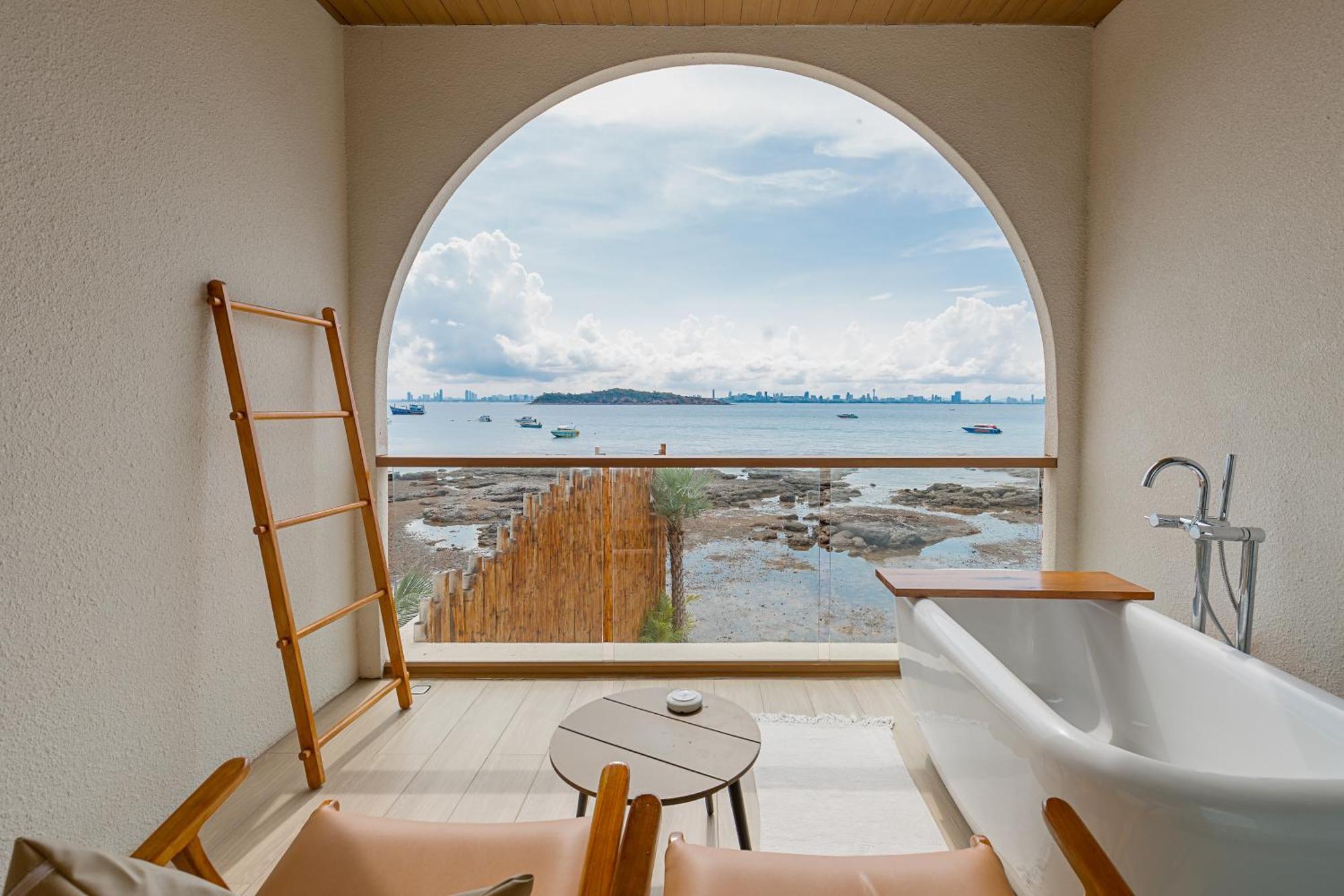 Tasana Bar And Luxury Resort Ko Lan Zewnętrze zdjęcie