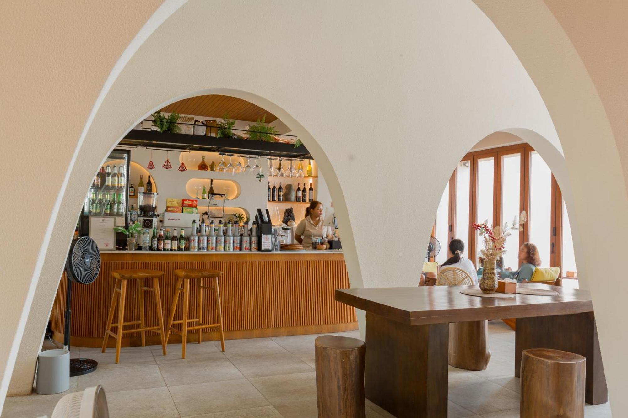 Tasana Bar And Luxury Resort Ko Lan Zewnętrze zdjęcie