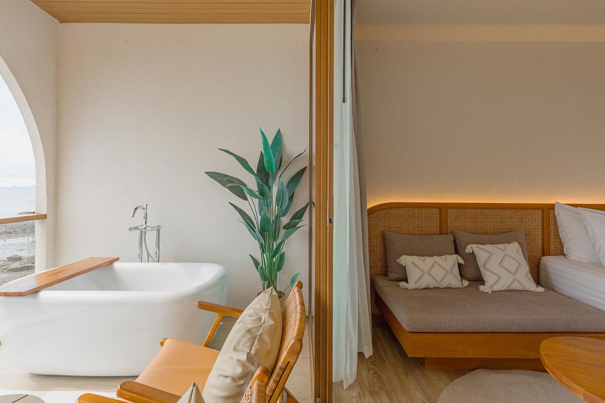 Tasana Bar And Luxury Resort Ko Lan Zewnętrze zdjęcie