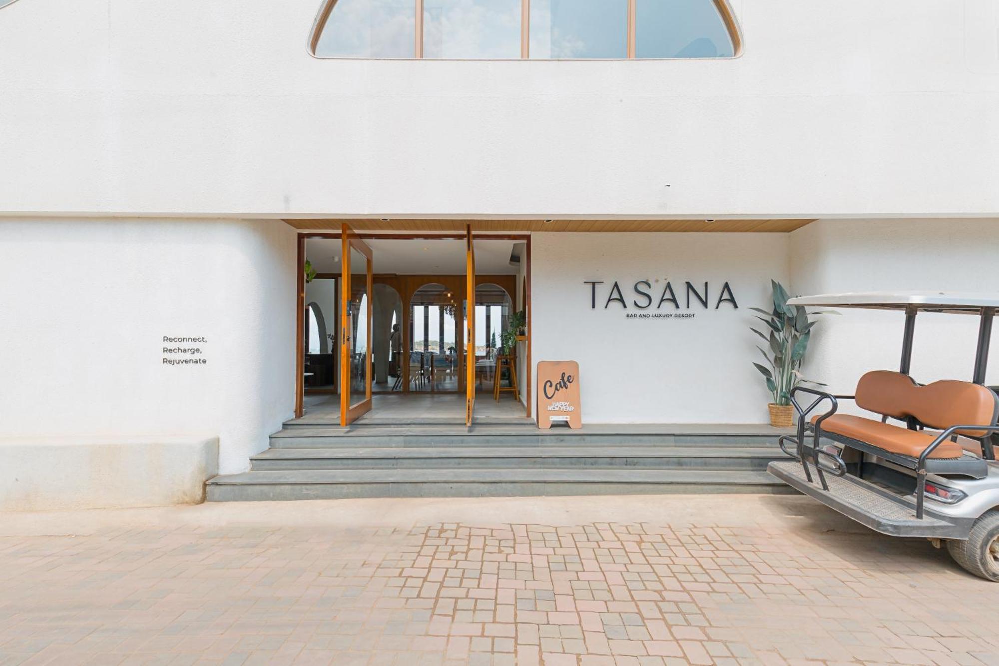 Tasana Bar And Luxury Resort Ko Lan Zewnętrze zdjęcie